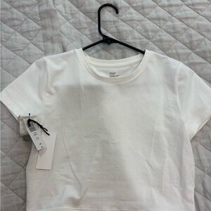 Aritzia Women's White T-Shirt “TNA hold-it” NWT